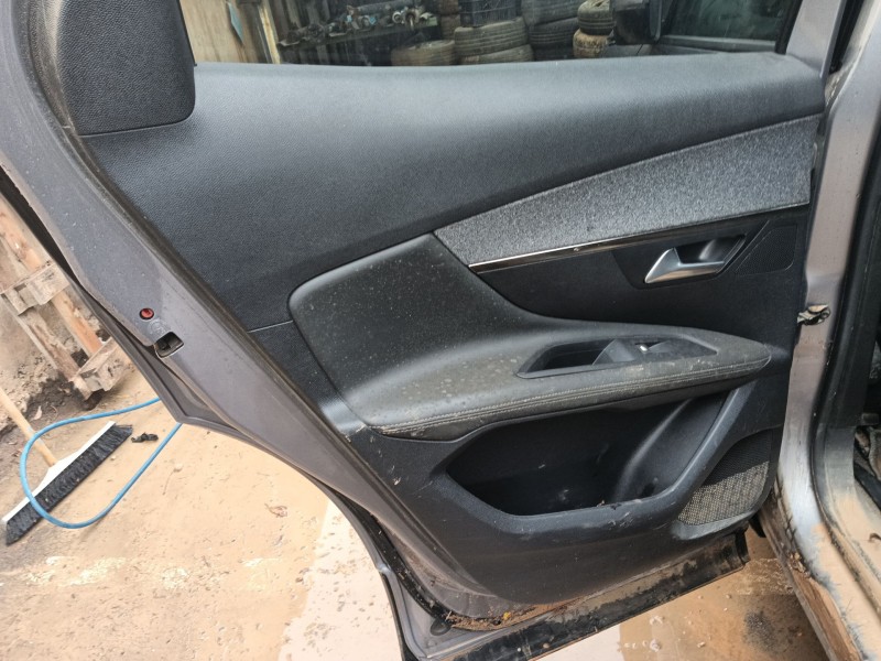 peugeot 3008 ii suv (mc_, mr_, mj_, m4_) del año 2020