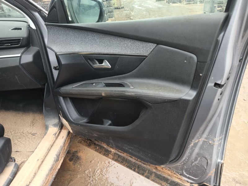 peugeot 3008 ii suv (mc_, mr_, mj_, m4_) del año 2020