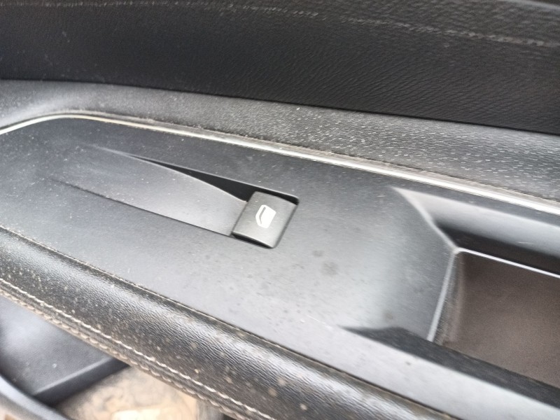 peugeot 3008 ii suv (mc_, mr_, mj_, m4_) del año 2020