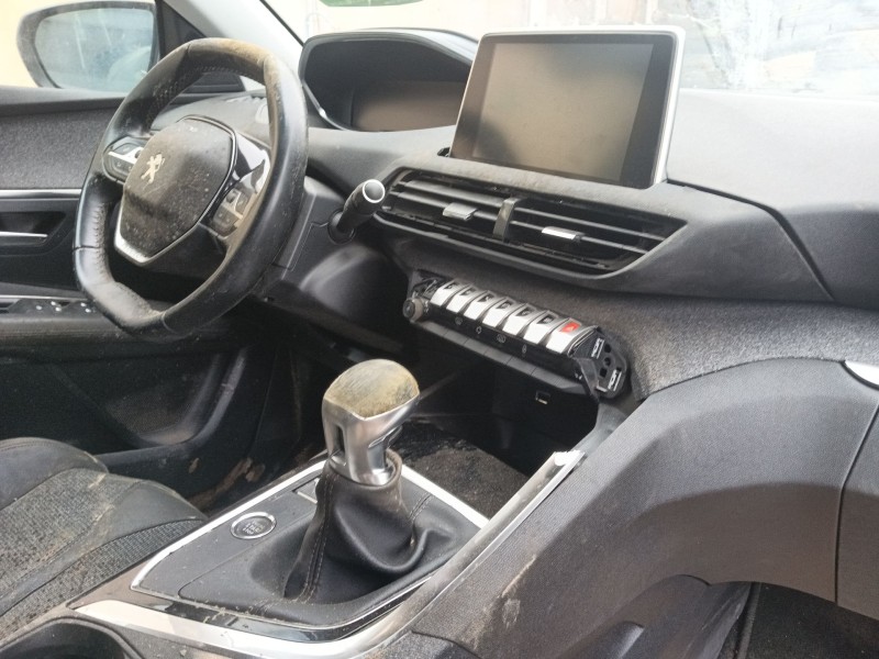 peugeot 3008 ii suv (mc_, mr_, mj_, m4_) del año 2020