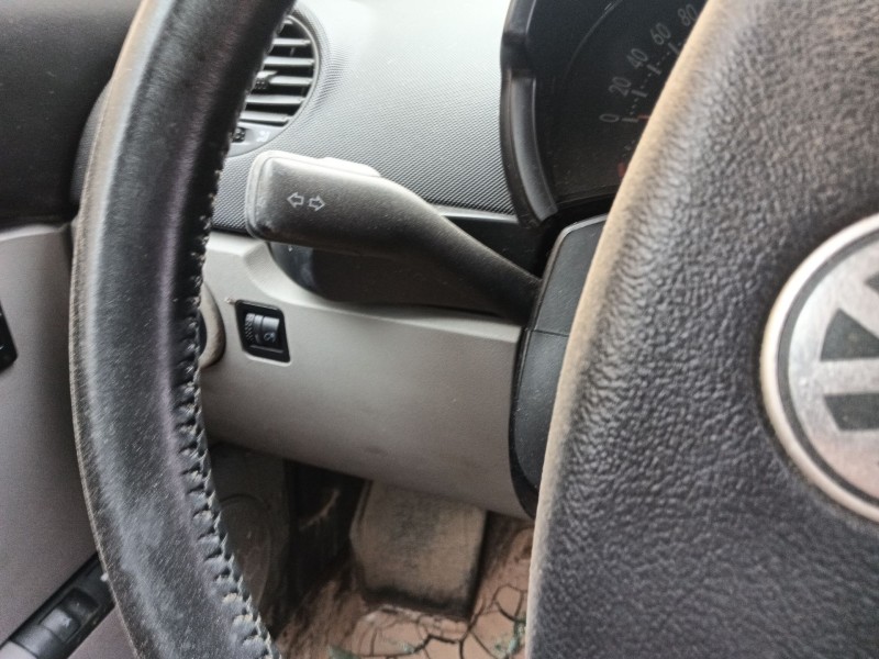 volkswagen new beetle (9c1, 1c1) del año 2004