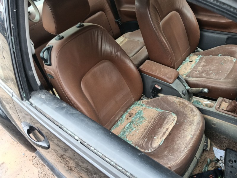 volkswagen new beetle (9c1, 1c1) del año 2004