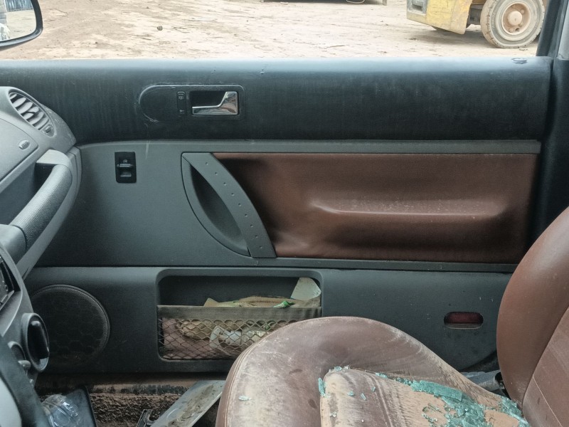 volkswagen new beetle (9c1, 1c1) del año 2004