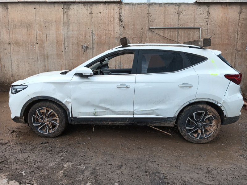 mg mg zs suv del año 2024
