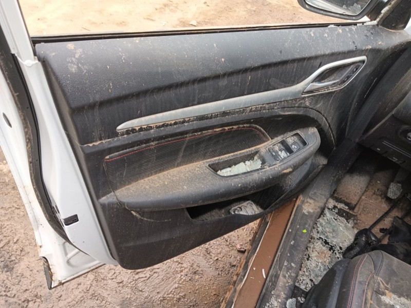 mg mg zs suv del año 2024