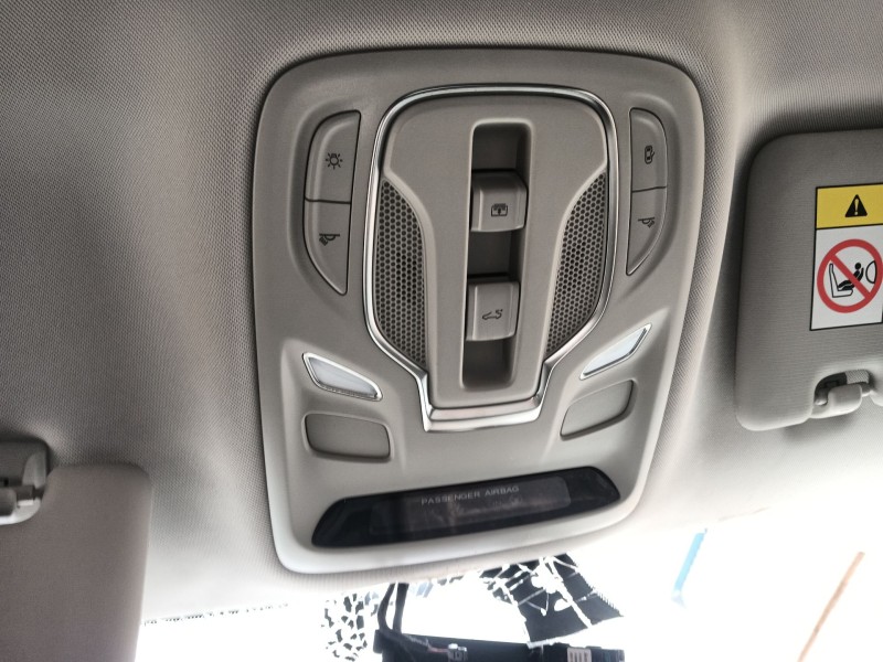 mg mg zs suv del año 2024