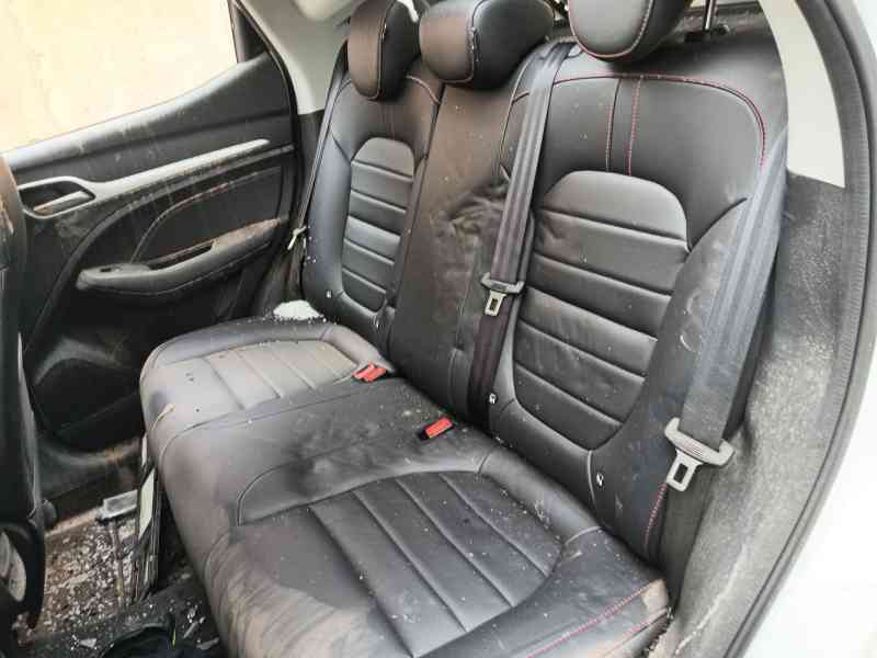 mg mg zs suv del año 2024