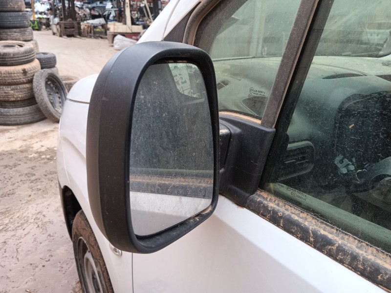 opel combo furgoneta/monovolumen (k9) del año 2023