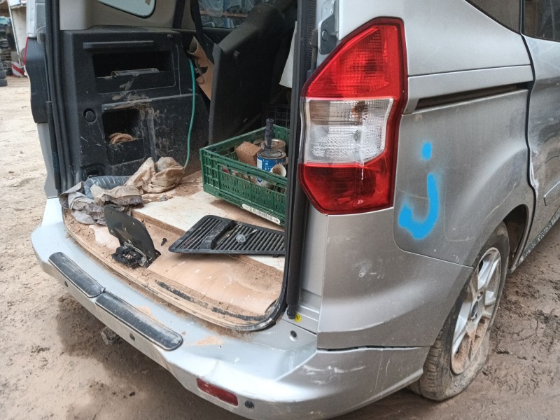 ford tourneo courier b460 monospace del año 2020