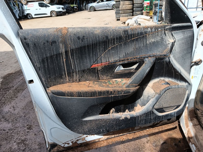 peugeot 2008 ii (ud_, us_, uy_, uj_, ur_, uc_) del año 2020