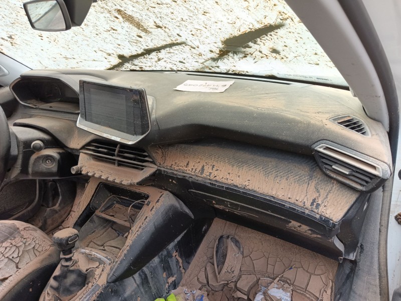 peugeot 2008 ii (ud_, us_, uy_, uj_, ur_, uc_) del año 2020