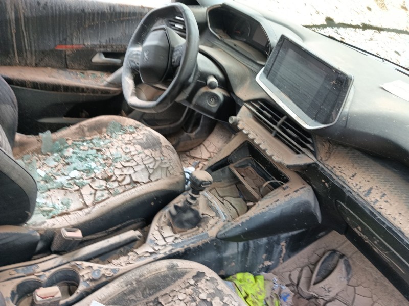 peugeot 2008 ii (ud_, us_, uy_, uj_, ur_, uc_) del año 2020