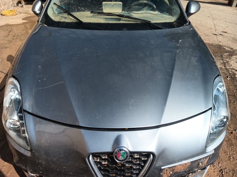 alfa romeo giulietta (940_) del año 2018