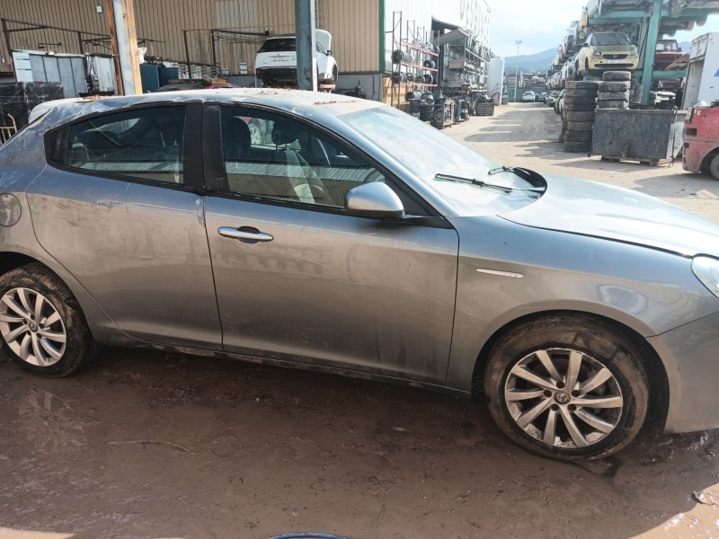 alfa romeo giulietta (940_) del año 2018