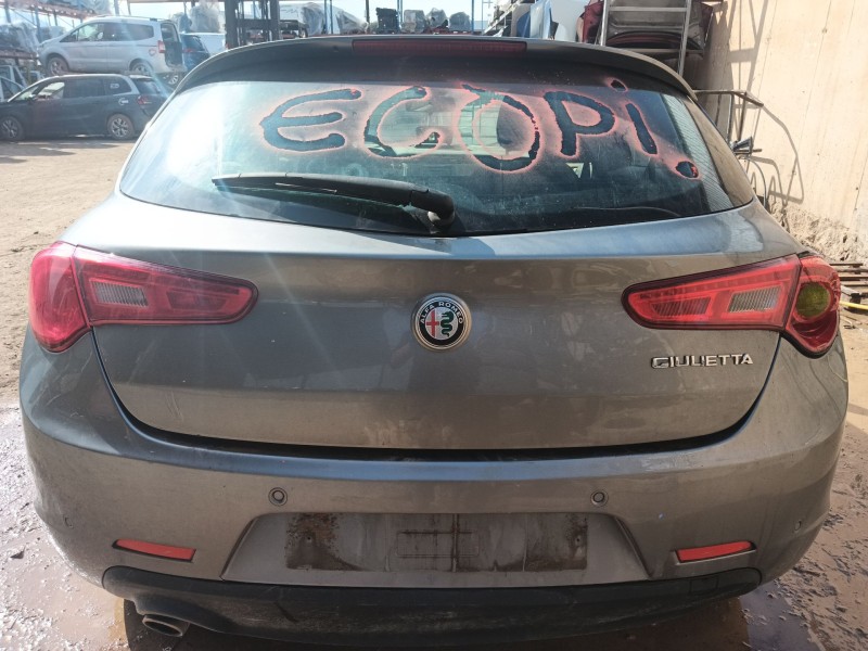 alfa romeo giulietta (940_) del año 2018