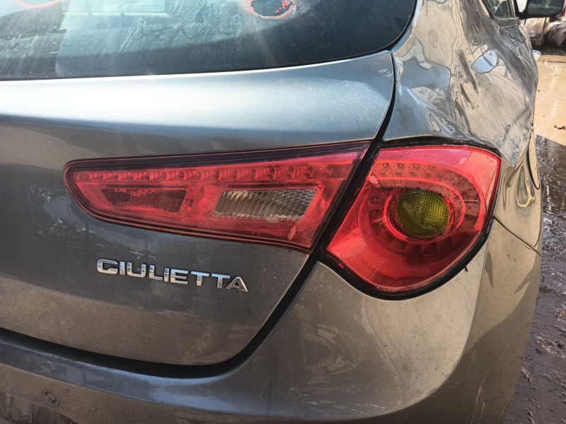 alfa romeo giulietta (940_) del año 2018