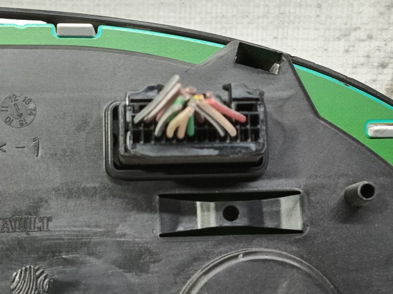 Recambio de cuadro instrumentos para dacia sandero ii 1.2 referencia OEM IAM   