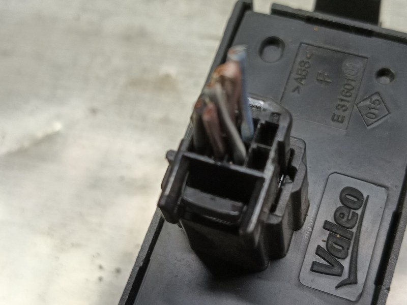 Recambio de warning para dacia sandero ii 1.2 referencia OEM IAM   