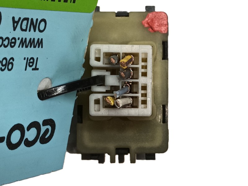 Recambio de mando elevalunas delantero derecho para dacia sandero ii 1.2 referencia OEM IAM  254214937R 