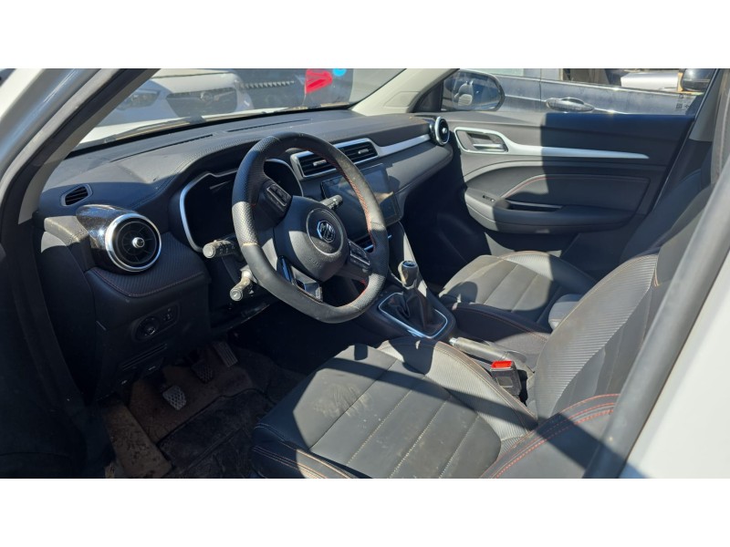 mg mg zs suv del año 2024