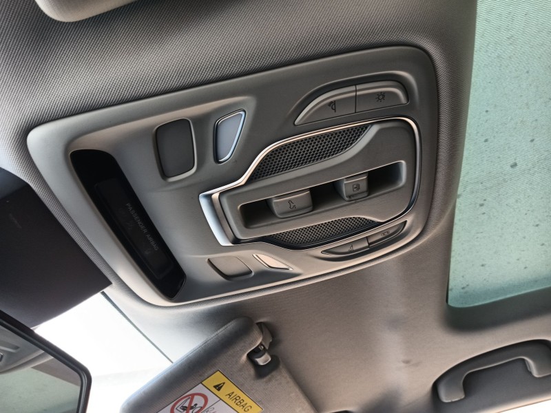 mg mg zs suv del año 2024