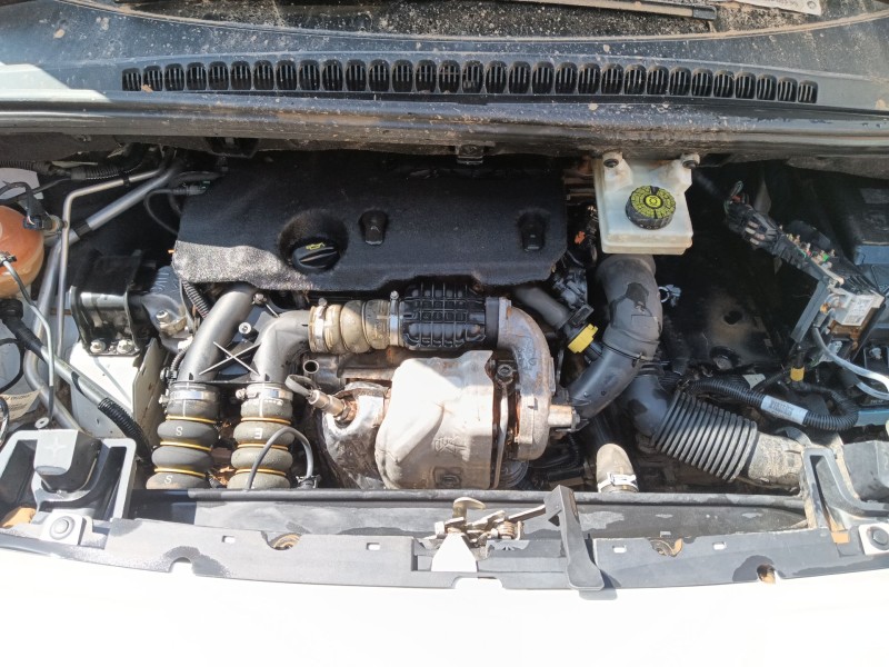 peugeot 5008 (0u_, 0e_) del año 2012