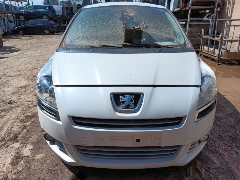 peugeot 5008 (0u_, 0e_) del año 2012