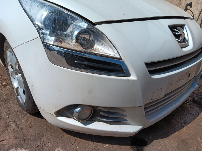 peugeot 5008 (0u_, 0e_) del año 2012