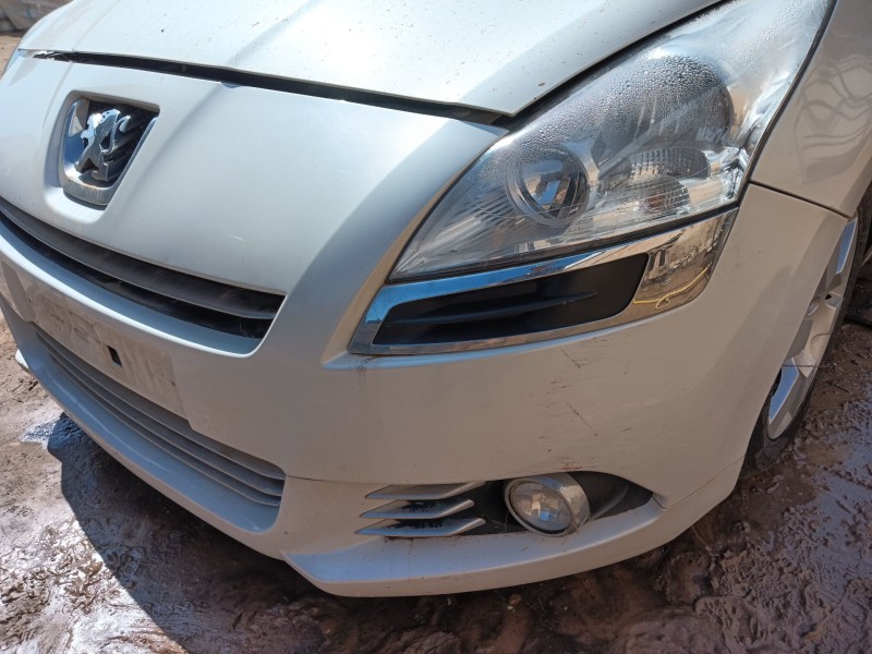 peugeot 5008 (0u_, 0e_) del año 2012