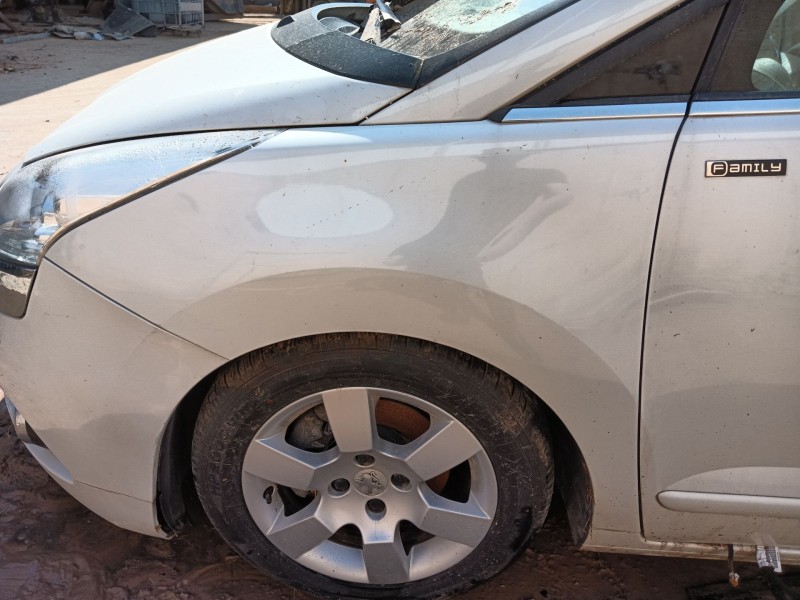 peugeot 5008 (0u_, 0e_) del año 2012