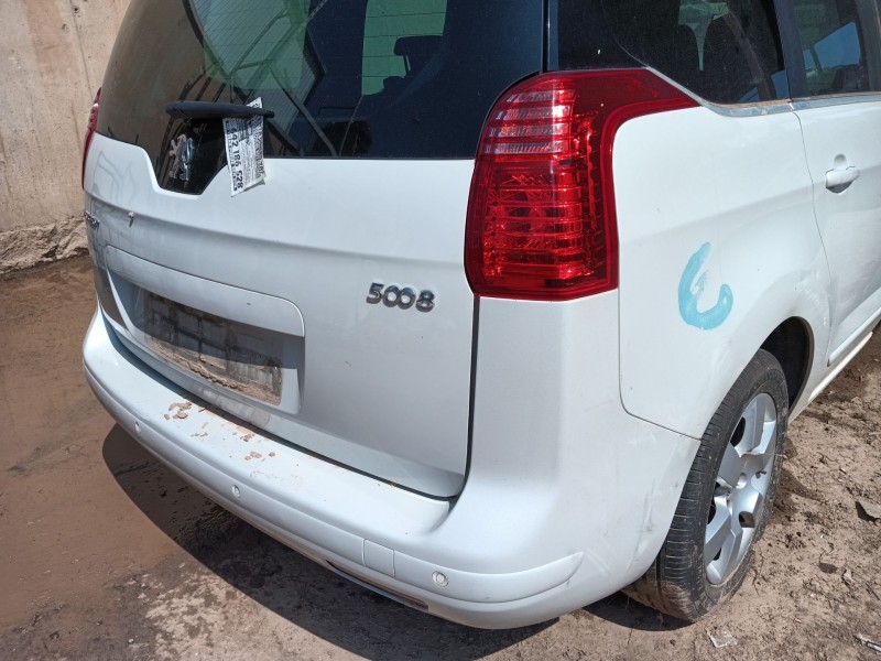peugeot 5008 (0u_, 0e_) del año 2012