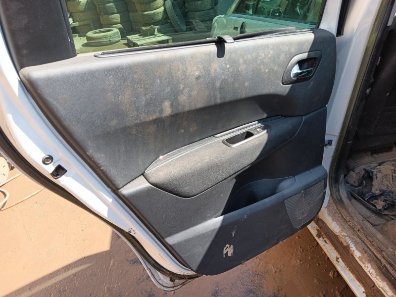 peugeot 5008 (0u_, 0e_) del año 2012