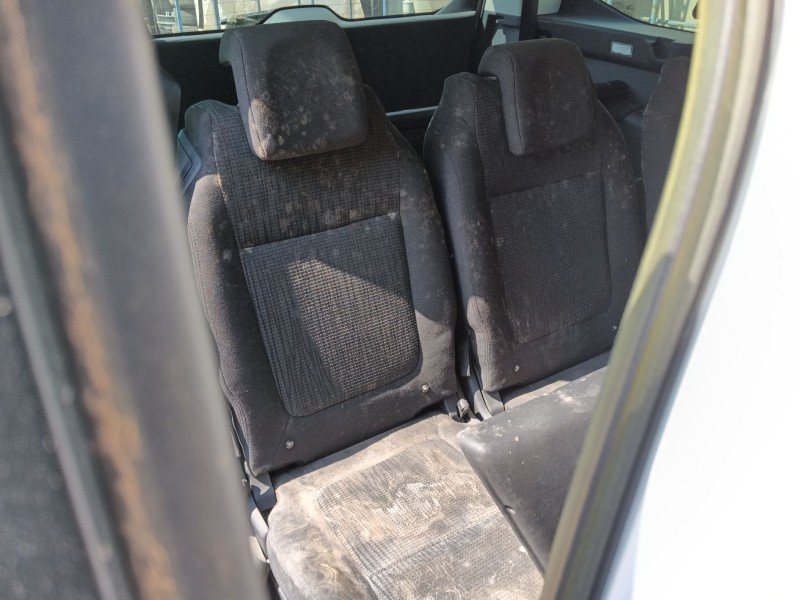 peugeot 5008 (0u_, 0e_) del año 2012