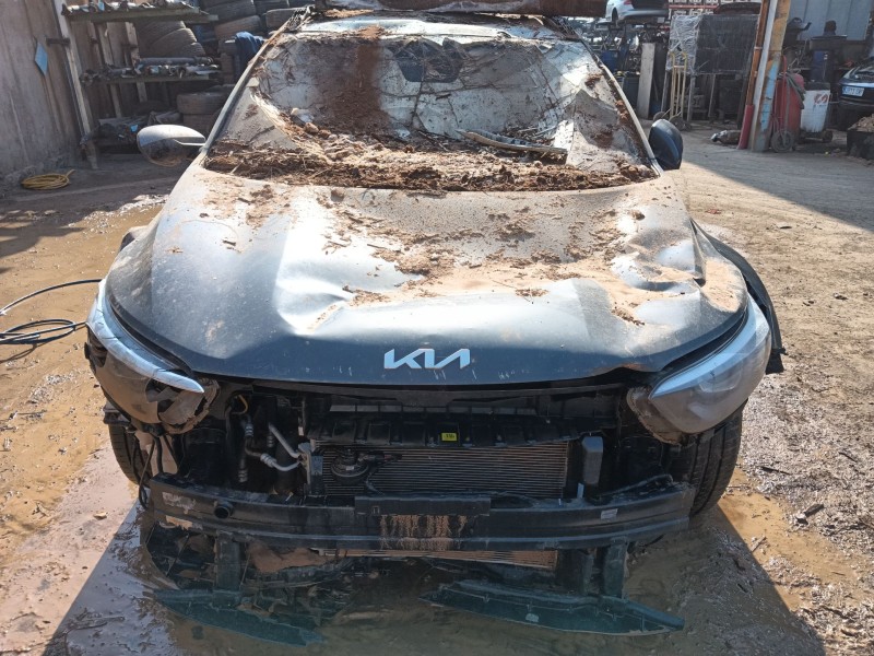 kia stonic (yb) del año 2022