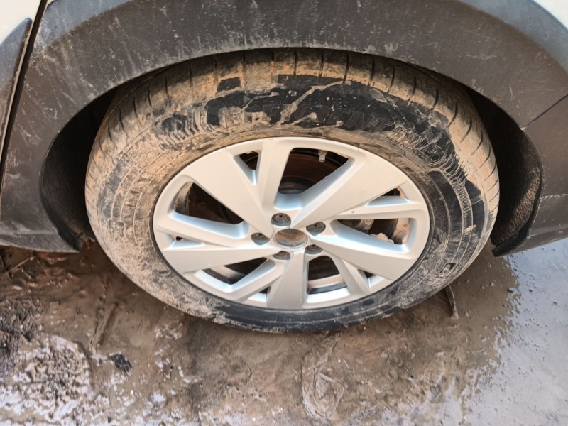 volkswagen taigo (cs1) del año 2023