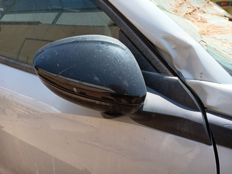 peugeot 2008 ii (ud_, us_, uy_, uj_, ur_, uc_) del año 2023