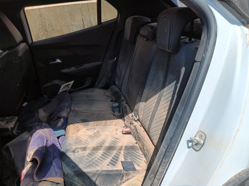 peugeot 2008 ii (ud_, us_, uy_, uj_, ur_, uc_) del año 2023