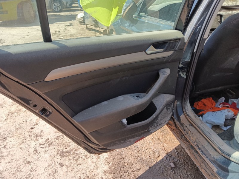 volkswagen passat b8 variant (3g5, cb5) del año 2017