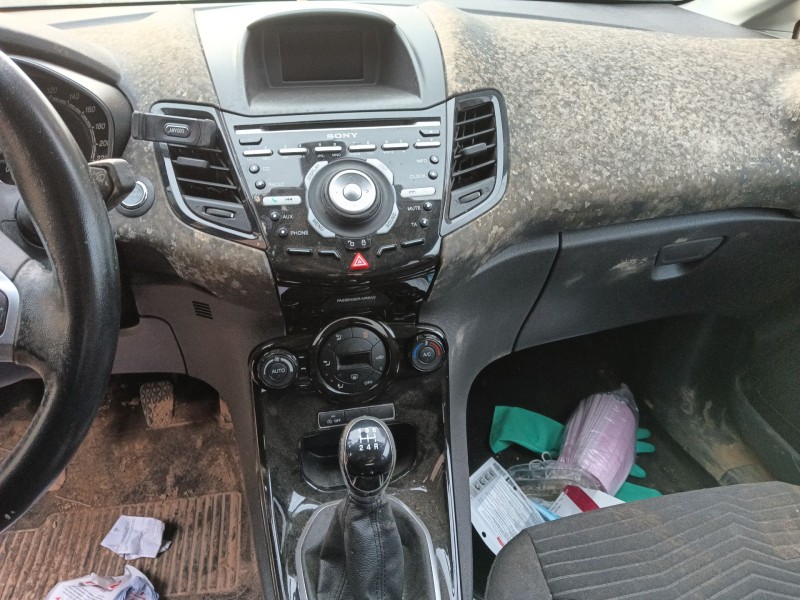 ford fiesta vi (cb1, ccn) del año 2012