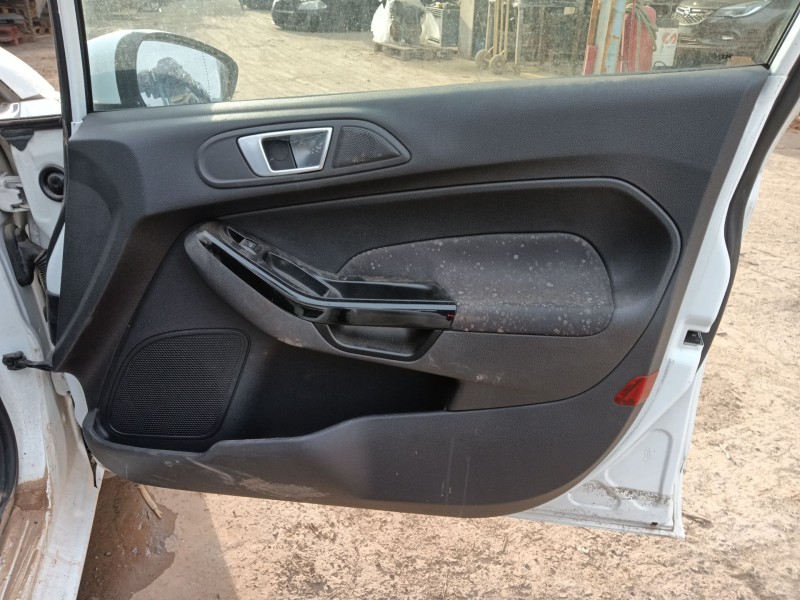 ford fiesta vi (cb1, ccn) del año 2012