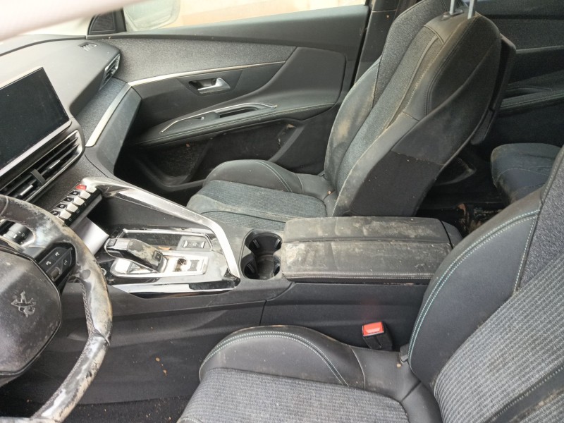 peugeot 5008 ii (mc_, mj_, mr_, m4_) del año 2023