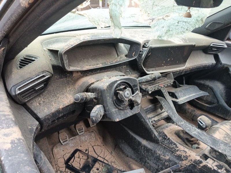 peugeot 2008 ii (ud_, us_, uy_, uj_, ur_, uc_) del año 2020