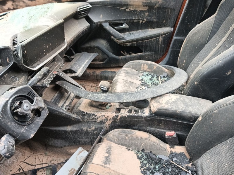 peugeot 2008 ii (ud_, us_, uy_, uj_, ur_, uc_) del año 2020