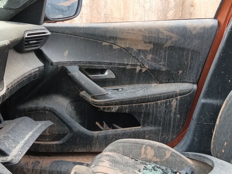 peugeot 2008 ii (ud_, us_, uy_, uj_, ur_, uc_) del año 2020