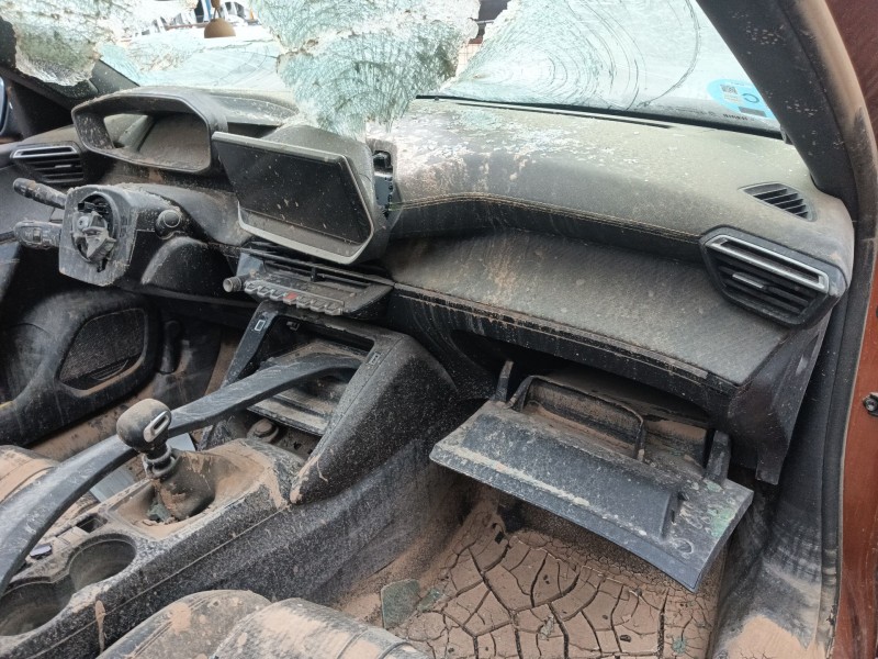 peugeot 2008 ii (ud_, us_, uy_, uj_, ur_, uc_) del año 2020