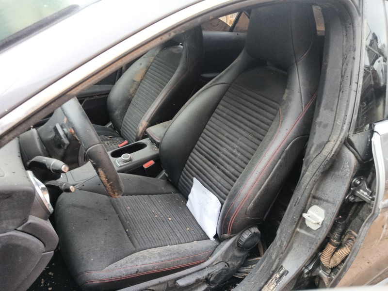 mercedes-benz cla coupé (c117) del año 2013