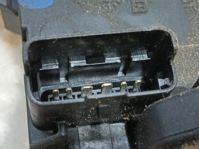 Recambio de cerradura puerta trasera derecha para renault grand scénic iii (jz0/1_) 2.0 dci (jz0y) referencia OEM IAM   