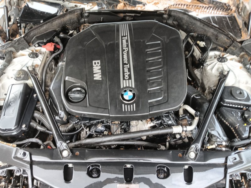 bmw 7 (f01, f02, f03, f04) del año 2014