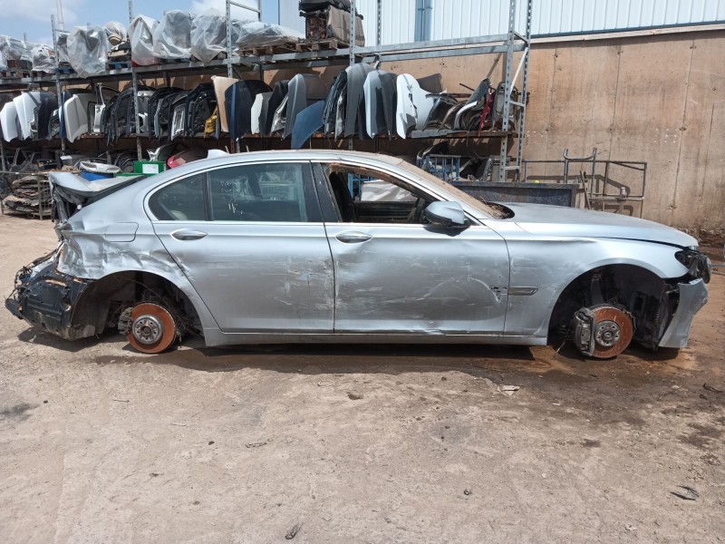 bmw 7 (f01, f02, f03, f04) del año 2014