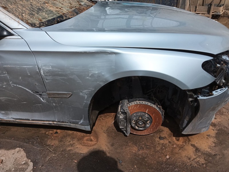 bmw 7 (f01, f02, f03, f04) del año 2014